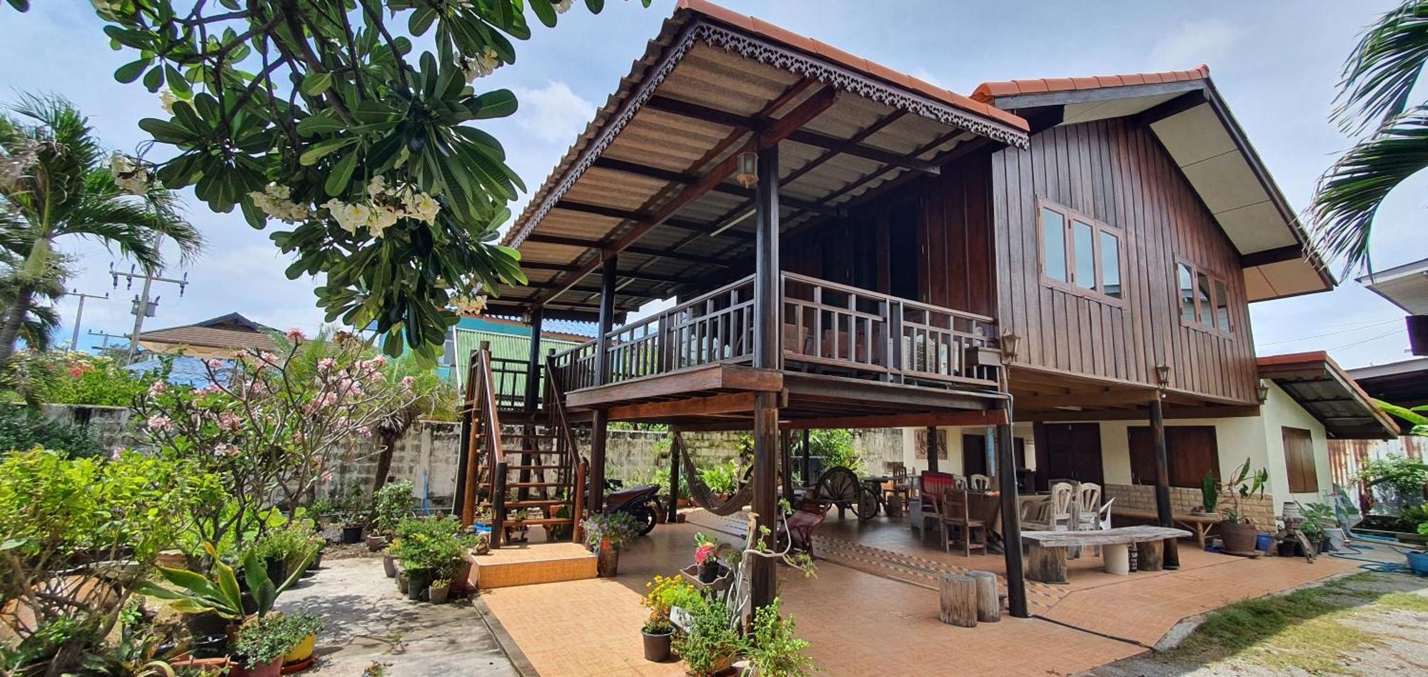 Seesea Thai Wooden House On Beachfront Prachuap Khiri Khan Buitenkant foto